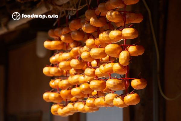 Hồng treo gió